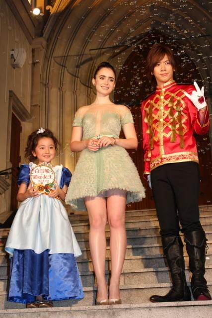 フィル・コリンズの娘リリー・コリンズが、主演作ひっさげ初来日