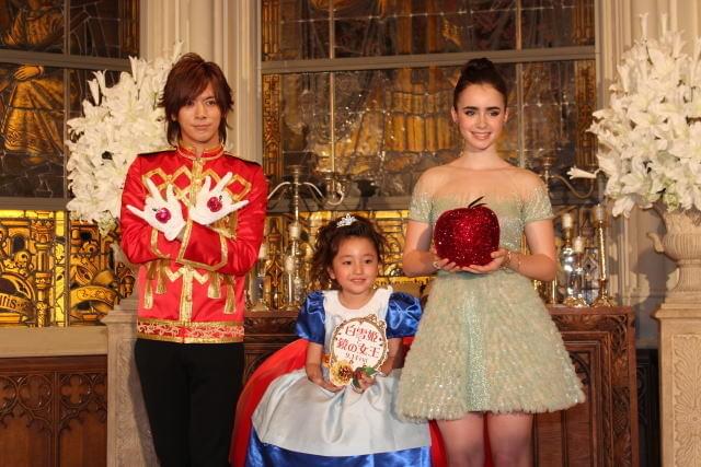 フィル・コリンズの娘リリー・コリンズが、主演作ひっさげ初来日