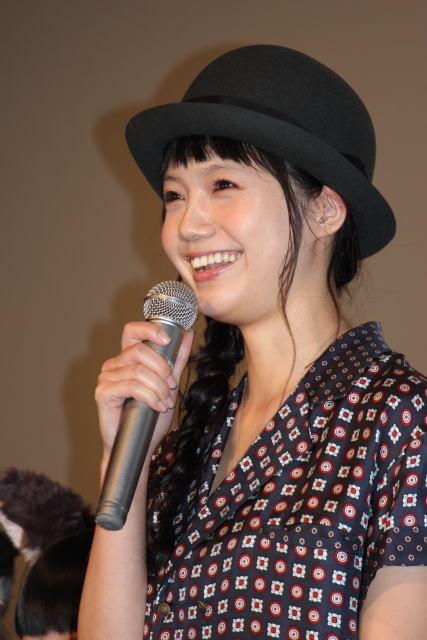 初日挨拶に立った宮崎あおい