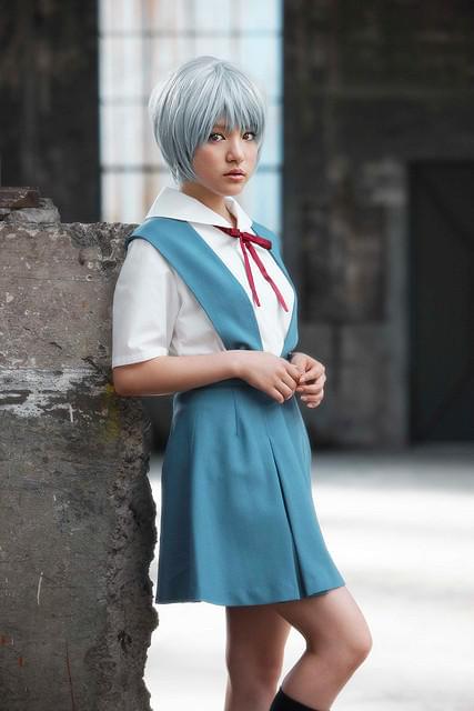 川島海荷が綾波レイになりきり エヴァ×美少女展の写真初公開