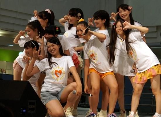 10人組“さんみゅ～（β）” サンミュージック21年ぶりアイドル披露