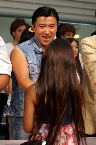 ベッキー、竹山、多忙スギちゃんも復興支援つづけるぜぃ