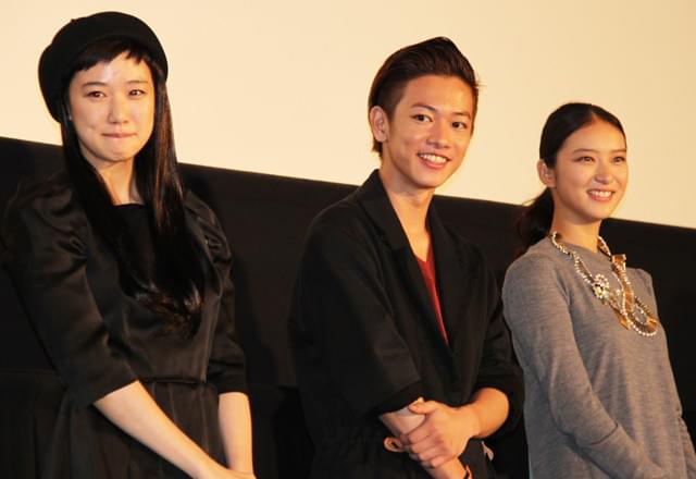 佐藤健「るろ剣」満席発進に感無量 大友監督は続編に含み