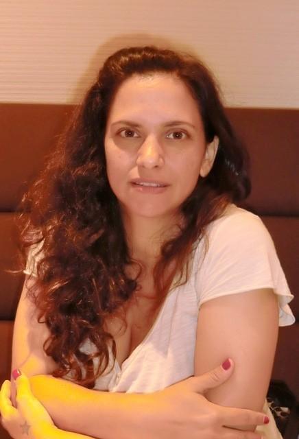 ルーシー・シャツ監督