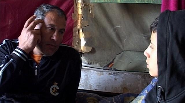 パレスチナ人密告者一家の生活描くドキュメンタリー公開 イスラエルから監督が来日