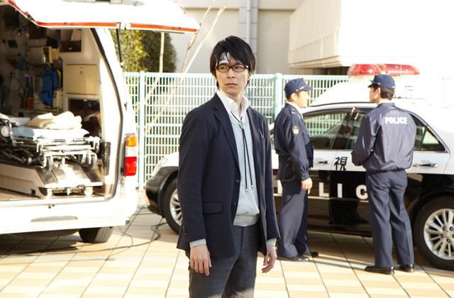 長谷川博己がペンキまみれ 「鈴木先生」ポスター解禁