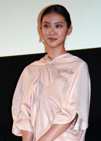 「るろうに剣心」世界64カ国で公開決定 “多忙”武井咲も「世界行きた～い」