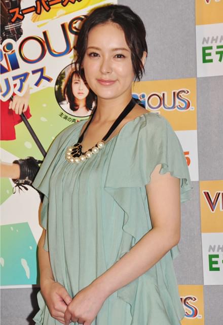 貫地谷しほり、初の海外ドラマ吹替えに声をつぶしながら奮闘