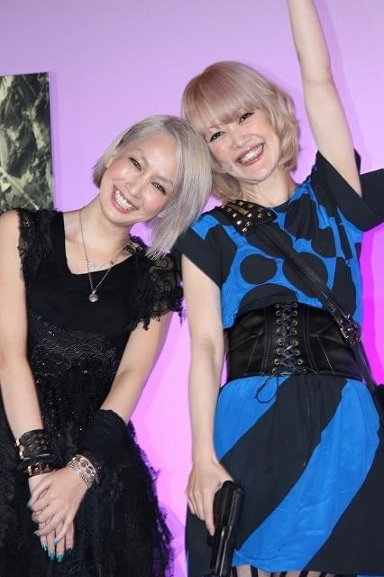 オセロ松嶋尚美、親友・中島美嘉と仲良く2ショット披露