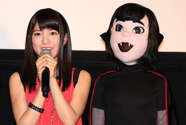 川島海荷、118歳のドラキュラ娘役に「すごい年齢設定」