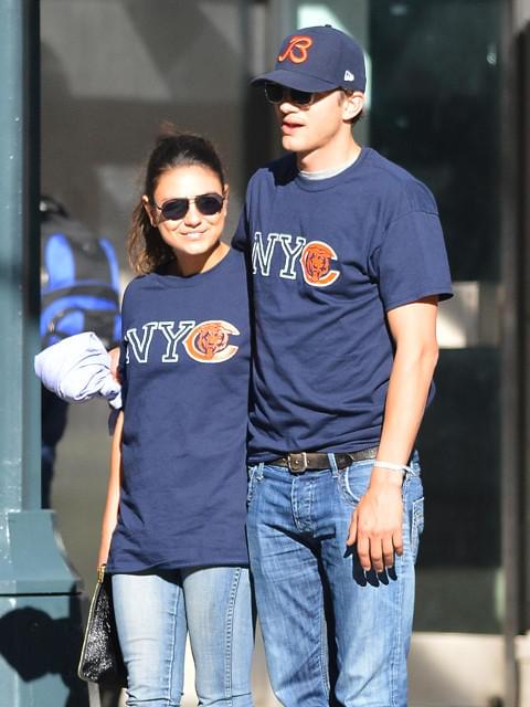 堂々とデートするアシュトン・カッチャーとミラ・クニス