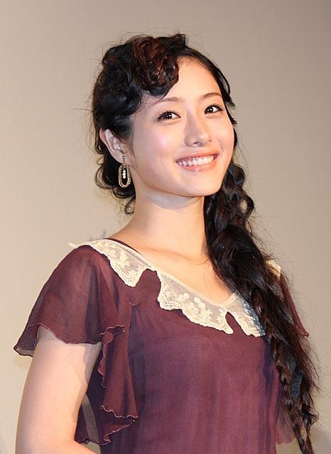 石原さとみ、雨上がり宮迫の“奇行”を暴露「私の足で……」