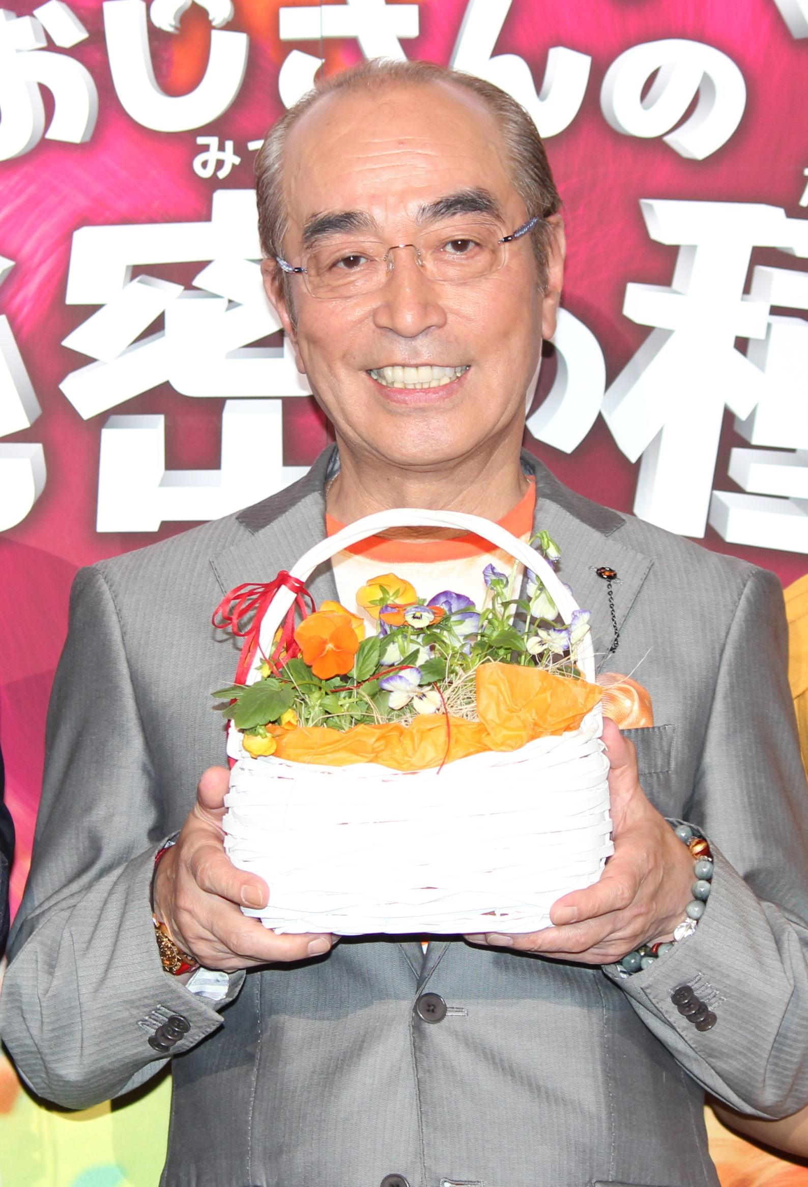 志村けん、芸歴40年初の舞台挨拶で子作りに意欲見せる