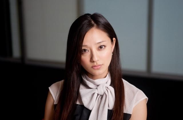 あこがれは“極妻” 中越典子が「悪の教典」でつかんだ手ごたえ