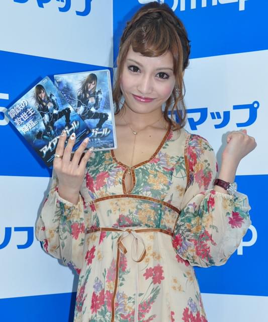 「アイアンガール」続編ほぼ決定！ 主演の明日花キララ、恋愛要素を要求