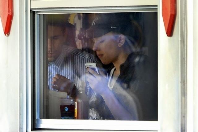 スカーレット・ヨハンソン、新恋人はタトゥーつながりのフランス人！