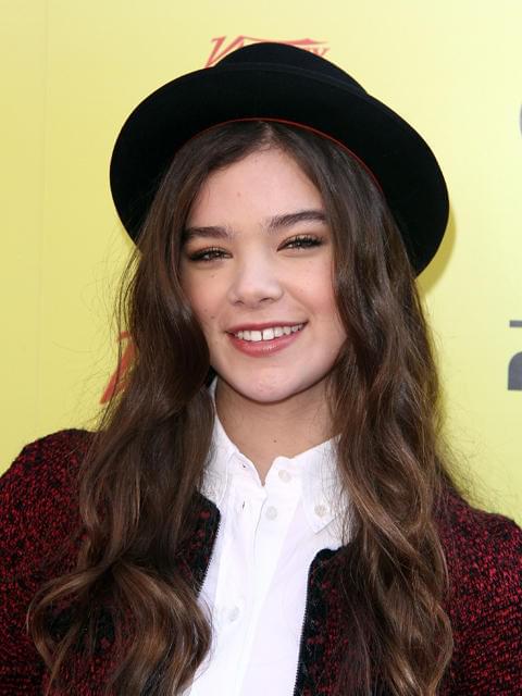 ヘイリー・スタインフェルド、新作アクションでケビン・コスナーの娘役に