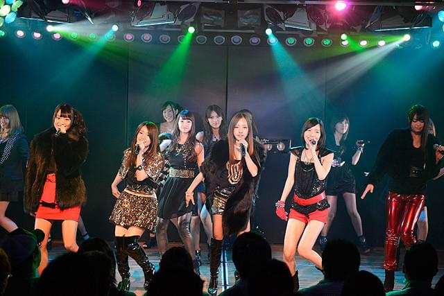 「AKB48」総勢87人で劇場7周年記念公演 秋元氏「まだまだ、夢の途中」