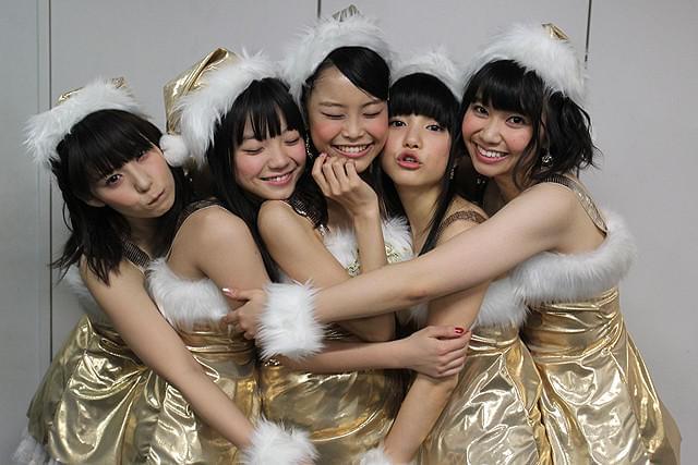 川島海荷が思わず涙 「9nine」クリスマスライブ、サプライズや演劇で大盛況