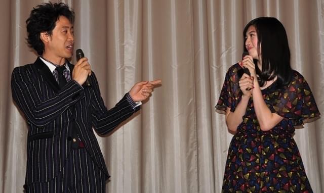 大泉洋“ストーカー”エピソードに三吉彩花ドン引き