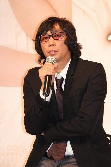 阿部寛、豪華女優陣に感銘「台本しのぐ芝居している」