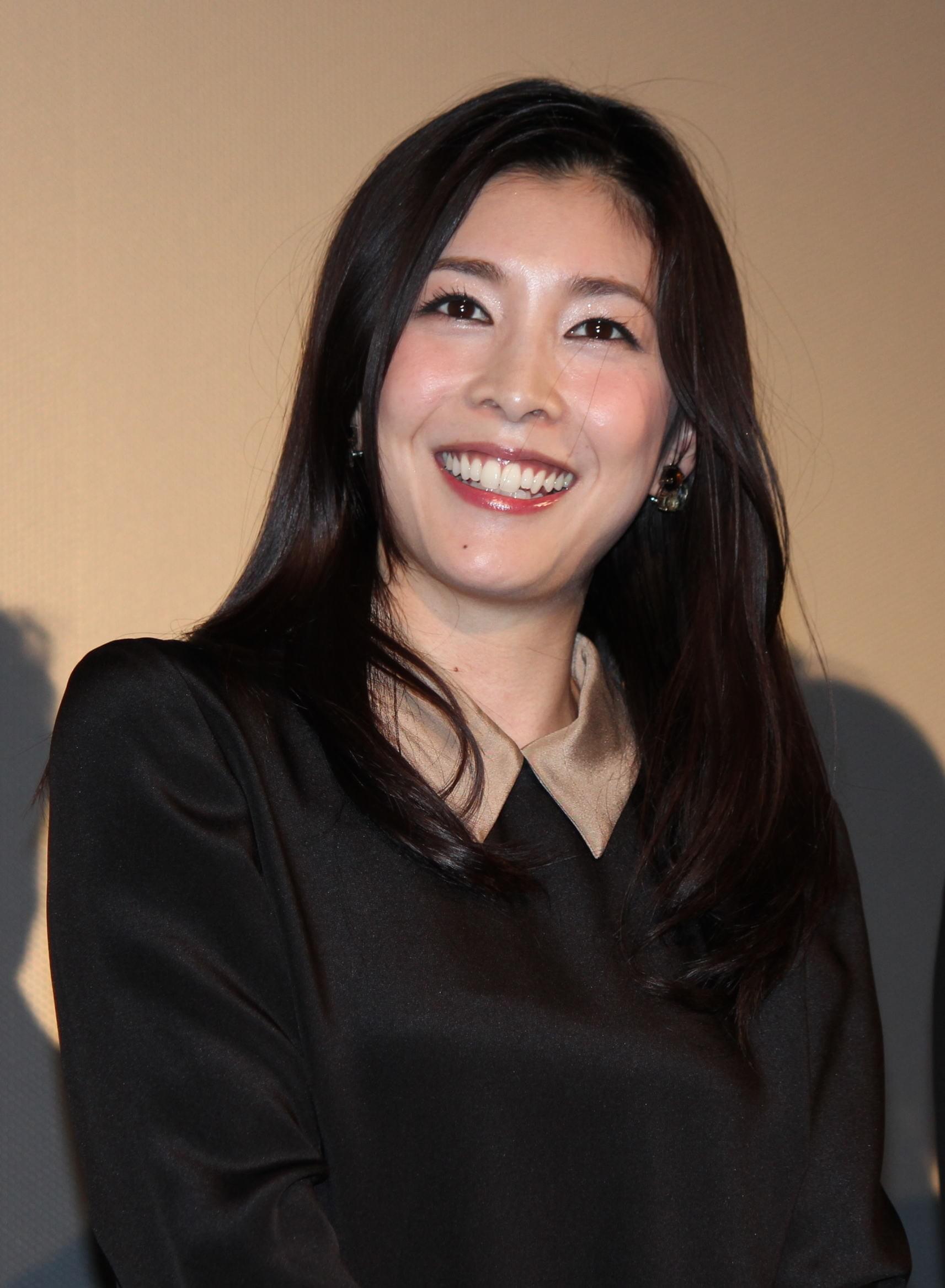 竹内結子「今夜は寝かさない」 イチゴの夜にストロベリー“オール”ナイト