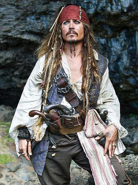 「パイレーツ・オブ・カリビアン5」の脚本家が決定