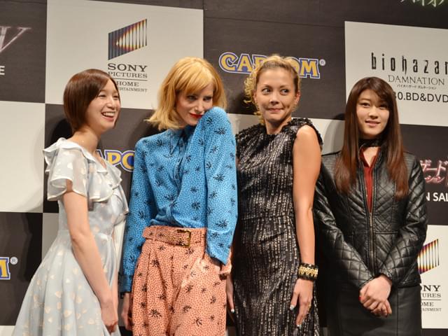 英女優シエンナ・ギロリーが来日 「バイオハザード」ファンイベントに大興奮