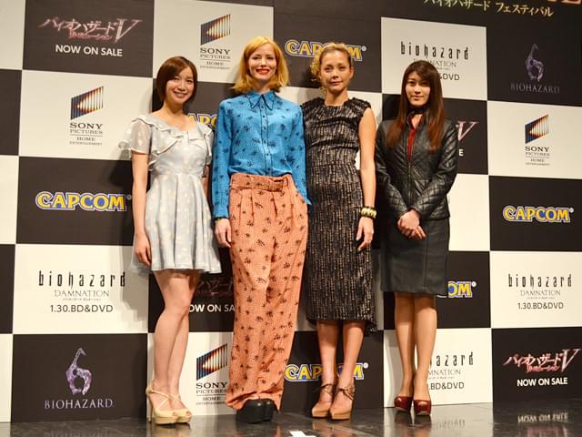 英女優シエンナ・ギロリーが来日 「バイオハザード」ファンイベントに大興奮