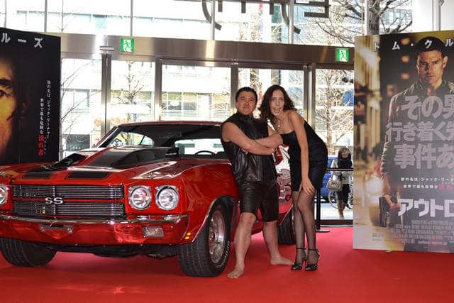 （左より）アウトロー宣言したスギちゃんとフィフィ