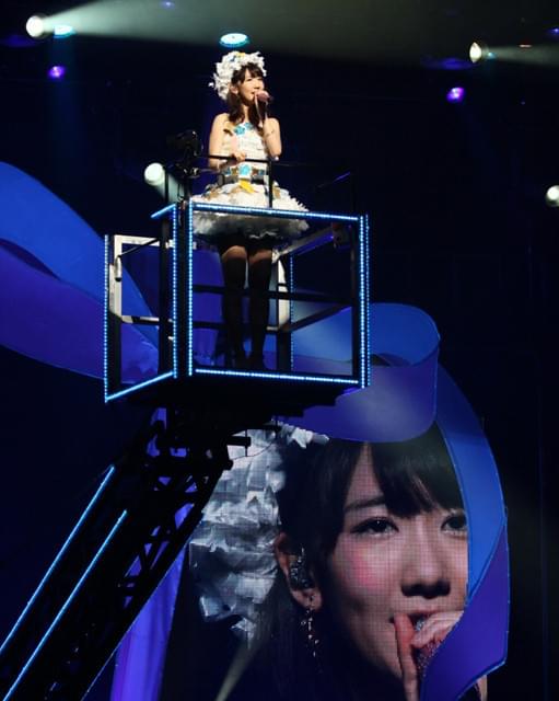 柏木由紀、2ndライブで熱唱中に感極まって涙！