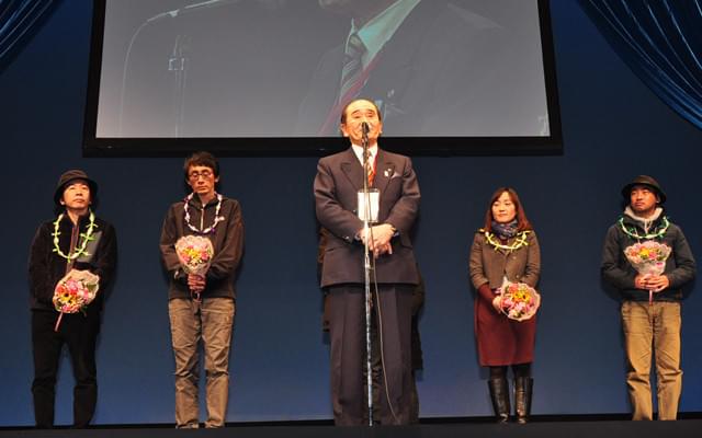 タランティーノのメッセージでゆうばり映画祭開幕 「メロンでも食べながら見て」