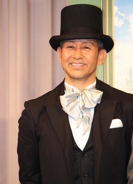 剛力彩芽＆宮本亜門、“オズの魔法”でマジック大成功！