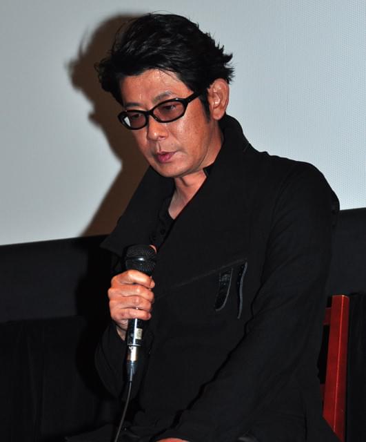 永瀬正敏、進まない復興にいら立ち、行政への怒りを語る