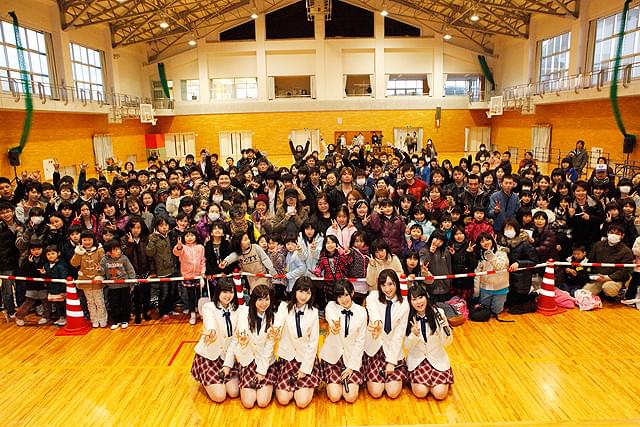 AKB48、3月11日に被災地10カ所を訪問 義援金総額は13億円に