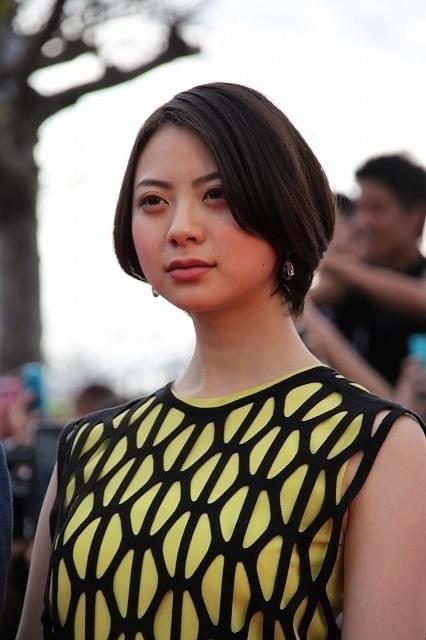 前田敦子、沖縄映画祭に女優として“凱旋” 千葉真一は貫禄の笑顔