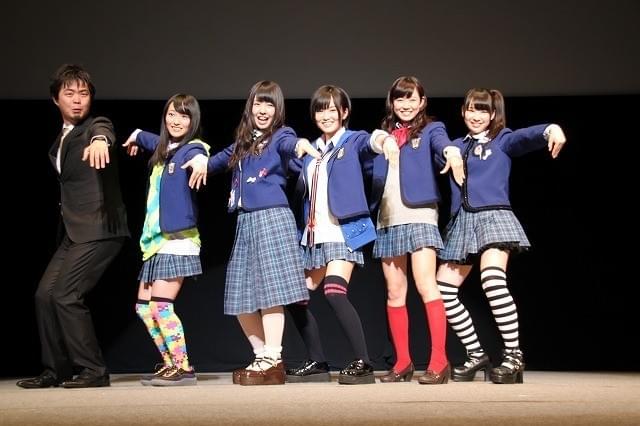 NMB48島田玲奈、記者に初挑戦 メンバー相手にレポーター役も