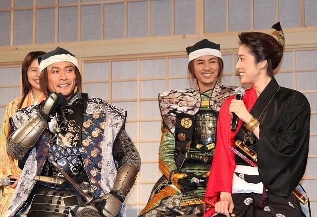 “女信長”天海祐希、「ヒゲ似合う」と褒められ苦笑