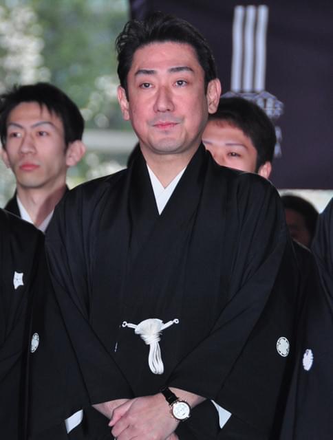 歌舞伎俳優63人の銀座練り歩きに3万2000人が歓声！