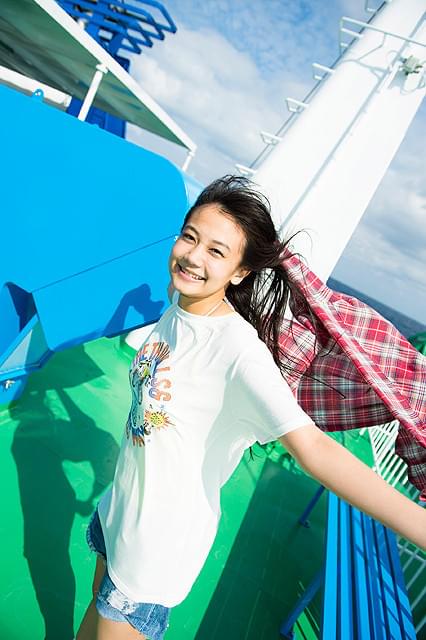 「仮面ライダーフォーゼ」「変態仮面」ヒロインの清水富美加、初写真集を発売