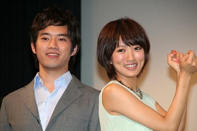 夏菜「監禁探偵」で共演の三浦貴大を「いつも尻に敷いています」