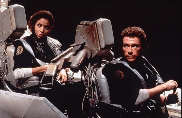 ユニバーサルが「タイムコップ」のリブートを計画