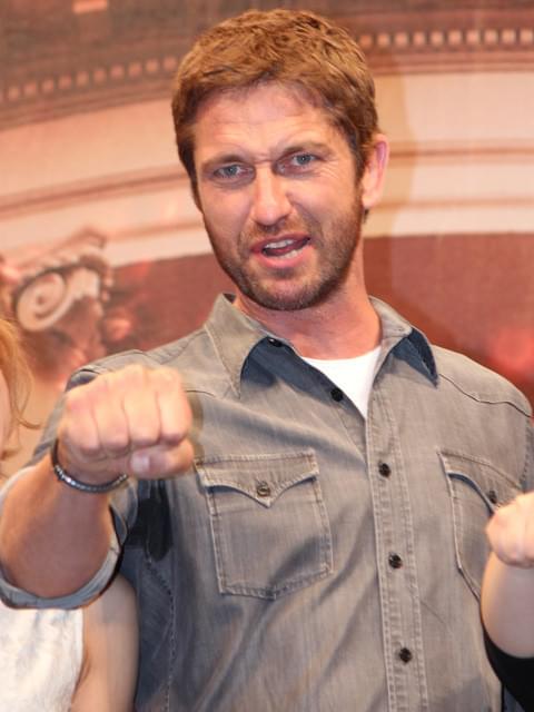 ジェラルド・バトラー、来日会見で大はしゃぎ！「エンド・オブ・ホワイトハウス」をPR