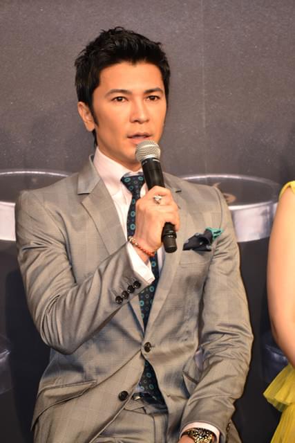 上川隆也＆武田真治「二流小説家」現場はストーブを囲んで固い結束