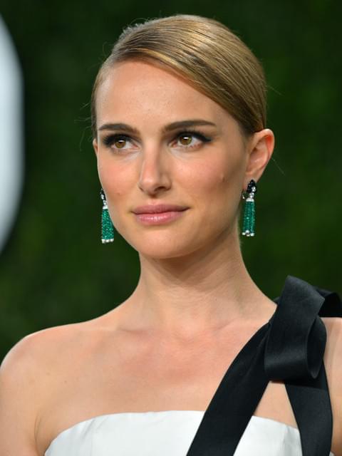 チアリーダーのコーチ役に?