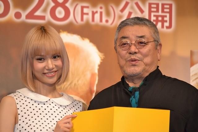 芸人志望の水沢アリー、中尾彬の助言で女優に転向？「全力で頑張る！」