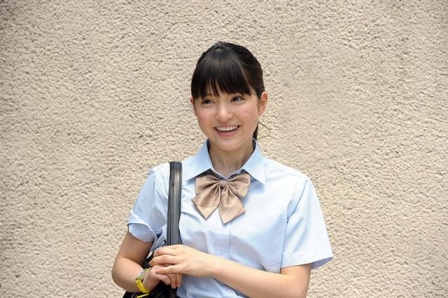 川島海荷、イケメン2人に好かれて胸キュン 歌舞伎ドラマ「ぴんとこな」