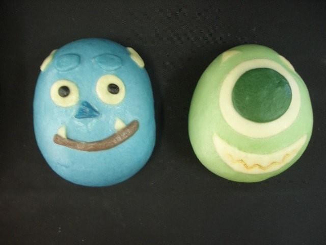 今度はサリーとマイクが肉まんに!