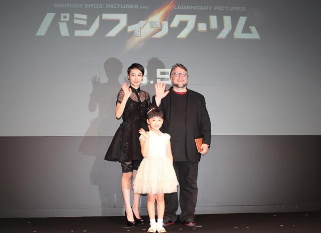 「パシフィック・リム」は日本へのラブレター！デル・トロ監督、来日会見で熱弁