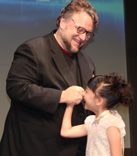 「パシフィック・リム」は日本へのラブレター！デル・トロ監督、来日会見で熱弁